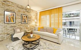Spacious Stylish Studio Up To 4Ppl Close To Centre